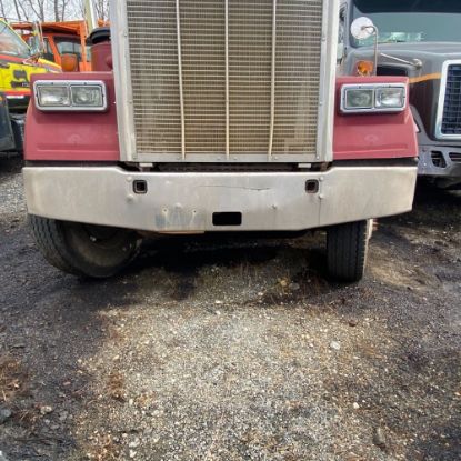 Picture of (Used) 2002 Kenworth W900, FRONT BUMPER
