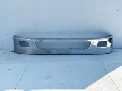 Picture of (USED) 2012 International Navistar, FRONT BUMPER.
Material: Chrome
Dimensions 84" X 32"
Reference images for condition, 
 


ELKTON MD 21921