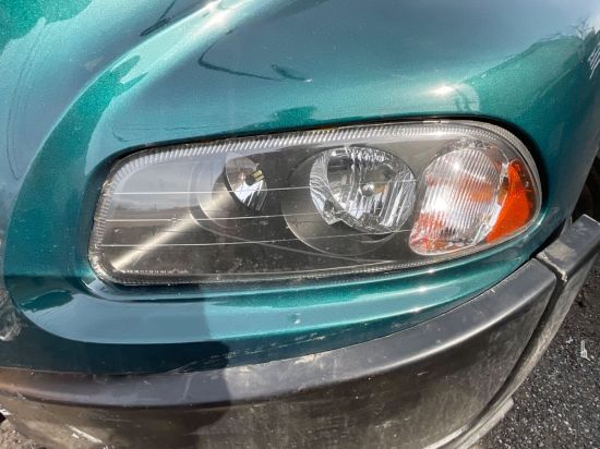 Picture of (Used) 2012 Mack CXU613, HEADLIGHT