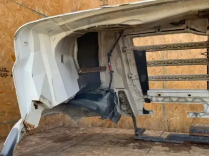 Picture of (Used) 1998 Ford L8501, HOOD ASSEMBLY