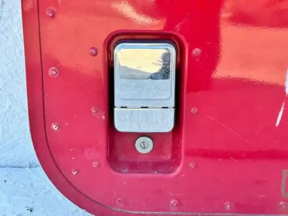 Picture of (USED) 2006 International 9200I, DOORS