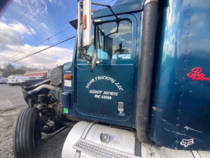 Picture of (Used) 1997 International 9400, DOOR
