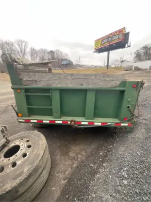 Picture of 9' STEEL DUMP BODY FOR SINGLE AXLE TRUCK
Color: Green, 
Material: Steel,
Length: 9',
Width: 90",
Height: 35 1/4",
 

 
 
