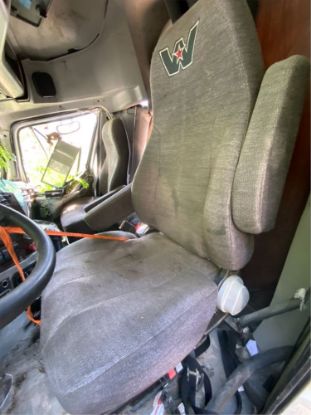 Picture of (USED) 2012 Western Star 4900 FA 