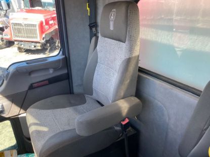 Picture of (Used) 2016 Kenworth T370, SEAT