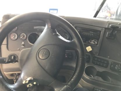Picture of (USED) 2013 Freightliner Cascadia 132 