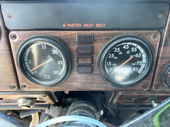 Picture of (Used) 2001 Freightliner FLD120, INSTRUMENT CLUSTER