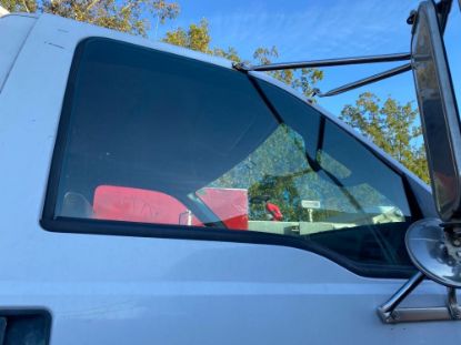 Picture of (Used) 2002 Ford F750, DOOR WINDOW