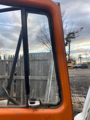 Picture of (Used) 1984 International CargoStar, DOOR VENT WINDOW, driver side, glass, clear,
 
