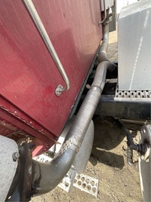 Picture of (Used) 2008 Western Star 4900 FA, EXHAUST Y PIPE