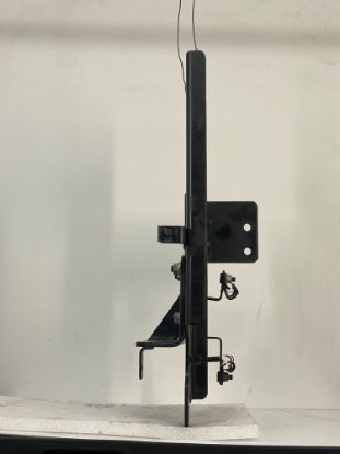 Picture of (Used) 2019 Hino 268, WATER SEPARATOR BRACKET,
Material: Steel,
Side: Driver Side,
Mounts behind the steering gear box,
 


