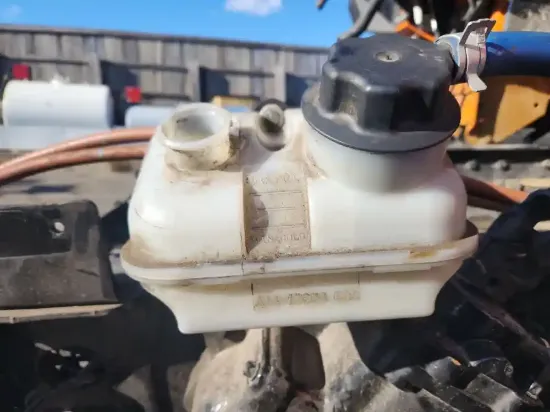 Picture of (Used) 2021 Freightliner M2 106, POWER STEERING RESERVOIR