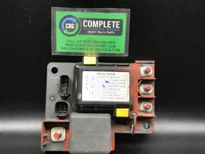Picture of (USED) 2015 Freightliner Cascadia 125, Body control module & fuse block.
S/N