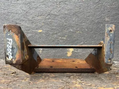 Picture of (Used) 2009 UD/NISSAN UD3300, BATTERY BOX
