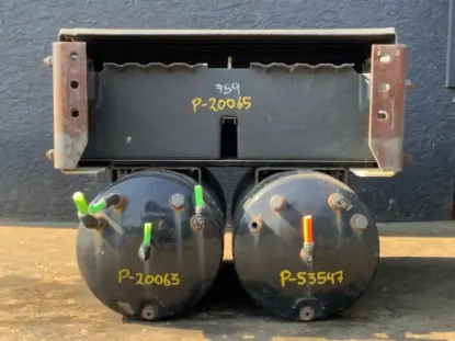 Picture of (Used) 2019 International LT625, BATTERY BOX
