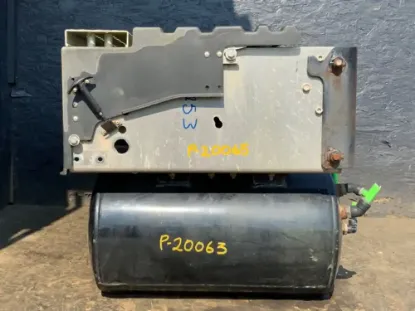 Picture of (Used) 2019 International LT625, BATTERY BOX