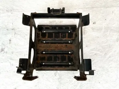 Picture of (Used) 2008 Isuzu NRR, BATTERY BOX