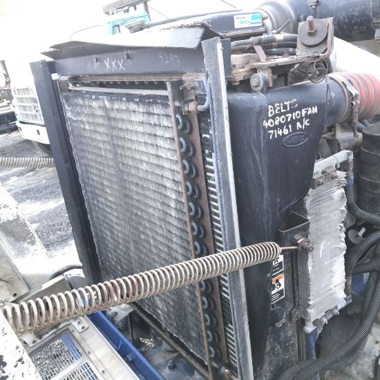 Picture of (USED) 2001 Peterbilt 357