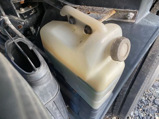 Picture of (Used) 2015 Mitsubishi FEC92S, COOLANT RESERVOIR