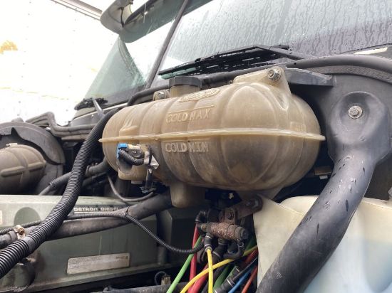 Picture of (Used) 2007 Freightliner Columbia 120, COOLANT RESERVOIR