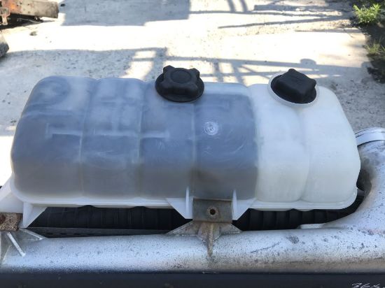 Picture of (USED) 2003 Volvo VNM, Coolant Reservoir.
P/N