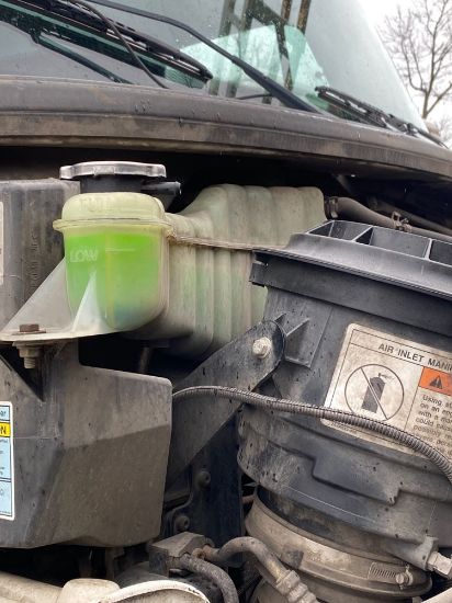 Picture of (Used) 2009 Freightliner M2 106 Heavy Duty, COOLANT RESERVOIR,
Material: Plastic,
Color: White,
Side: Passenger Side,
 
