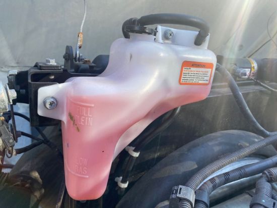 Picture of (Used) 2019 Hino 268, COOLANT RESERVOIR,
Make: Hino,
Material: Plastic,
Color: White Transparent,
Side: Driver side,
 
