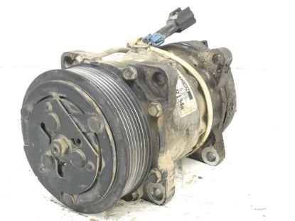 Picture of (USED) 1999 CHEVROLET T7500