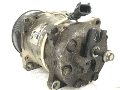 Picture of (USED) 1999 CHEVROLET T7500
