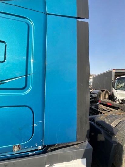 Picture of (Used) 2015 Freightliner Cascadia 125, CAB FAIRING