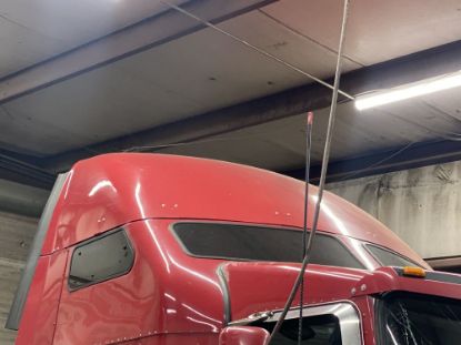 Picture of (Used) 2011 Kenworth T660, SLEEPER ROOF FAIRING