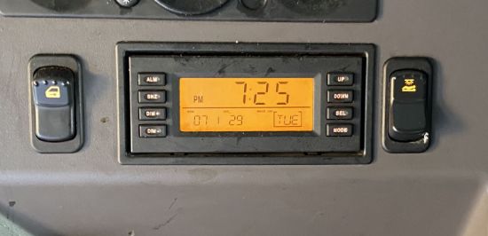 Picture of (Used) 2016 Peterbilt 579, SLEEPER ALARM CLOCK