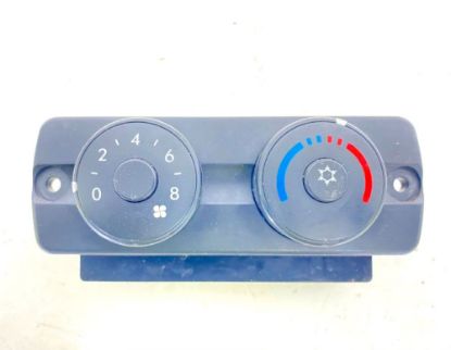 Picture of (Used) 2016 Freightliner Cascadia 125, SLEEPER TEMPERATURE/ CLIMATE CONTROL
