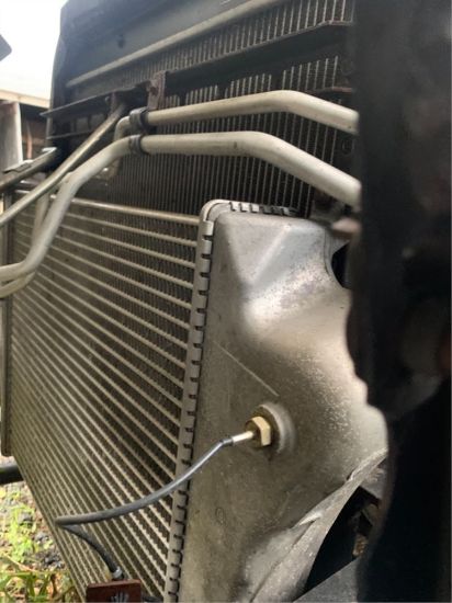 Picture of (USED) 2016 Isuzu NPR 