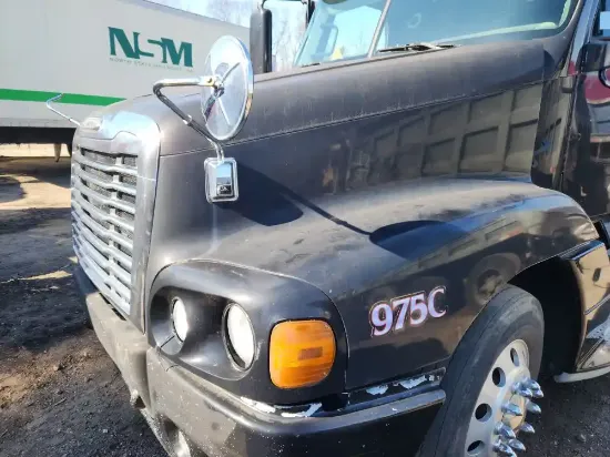 Picture of (Used) 2007 Freightliner ST120, HOOD ASSEMBLY