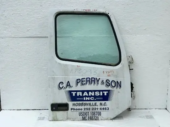 Picture of ( Used ) 2011 Volvo VNL, DOOR