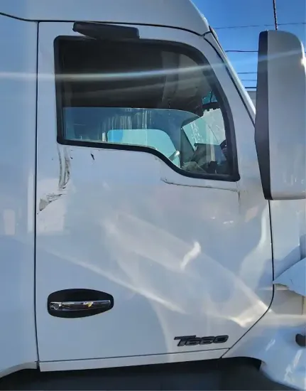 Picture of (Used) 2017 Kenworth T680, DOOR