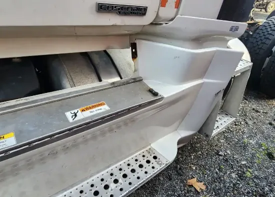 Picture of (Used) 2014 Freightliner Cascadia 113, FUEL TANK