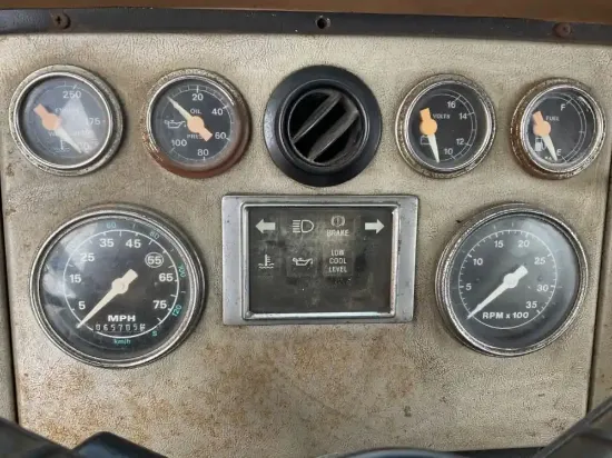 Picture of (Used) 1988 Ford 8000, INSTRUMENT CLUSTER