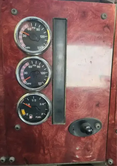 Picture of (Used) 2003 International 9200I, INSTRUMENT CLUSTER