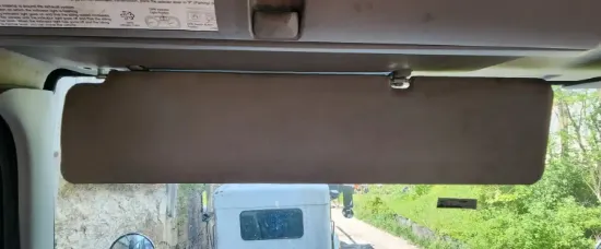 Picture of (Used) 2015 Hino 268, SUN VISOR