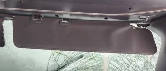 Picture of (Used) 2019 Freightliner Cascadia 126, SUN VISOR