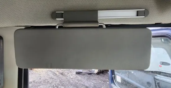 Picture of (Used) 2022 Volvo VNL, SUN VISOR