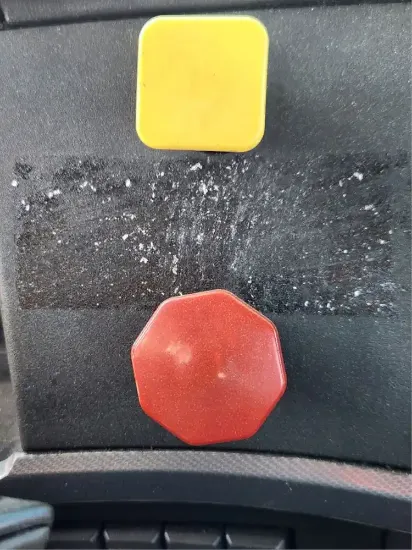 Picture of (Used) 2019 Volvo VNR64T, MISCELLANEOUS DASH SWITCHES