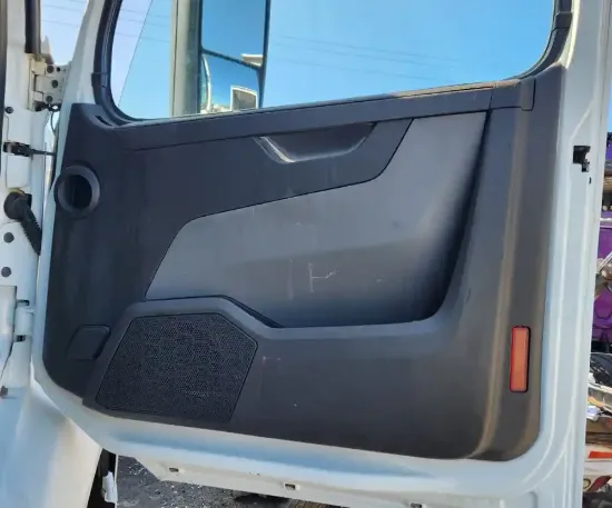 Picture of (Used) 2019 Volvo VNR64T, INTERIOR DOOR PANEL