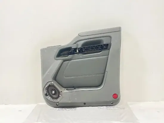 Picture of (Used) 2017 Kenworth T680, INTERIOR DOOR PANEL