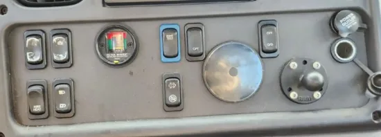 Picture of (Used) 2015 Freightliner M2 106, MISCELLANEOUS DASH SWITCHES