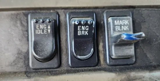 Picture of (Used) 2000 Sterling L9500, MISCELLANEOUS DASH SWITCHES