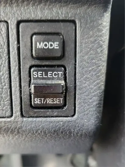 Picture of (Used) 2012 Hino 268, MISCELLANEOUS DASH SWITCHES