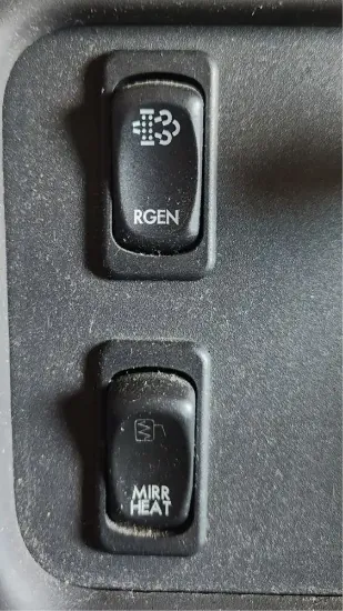 Picture of (Used) 2018 Freightliner M2 106, MISCELLANEOUS DASH SWITCHES